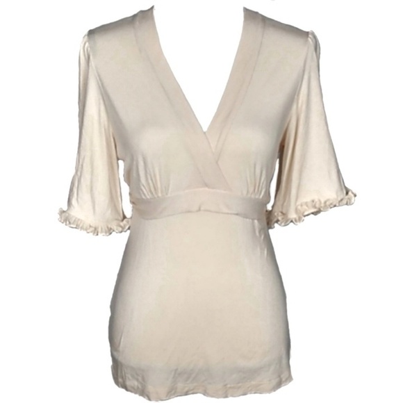 BCBGMaxAzria Tops - BCBGMaxAzria Top size M